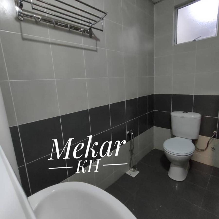 Mekar Kh Homestay Бринчанг Экстерьер фото